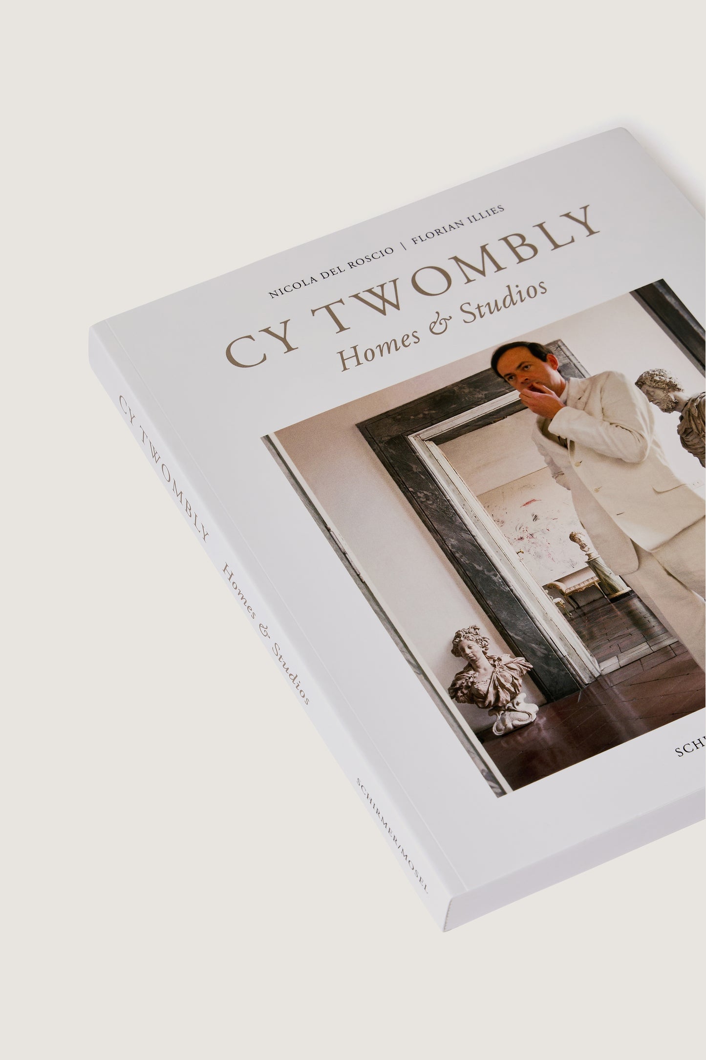 LIVRE "CY TWOMBLY, HOMES AND STUDIOS"